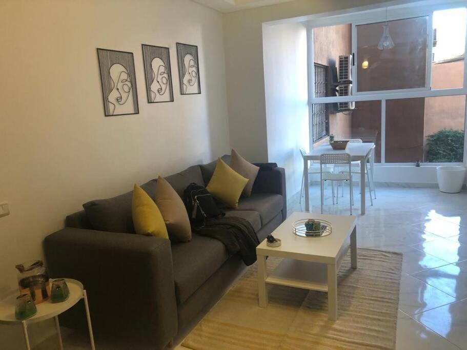 Appartement Center De Gueliz Avec Piscine Marrakesh Esterno foto
